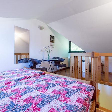 Apartments Jaka Dolenjske Toplice Δωμάτιο φωτογραφία