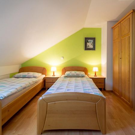 Apartments Jaka Dolenjske Toplice Δωμάτιο φωτογραφία