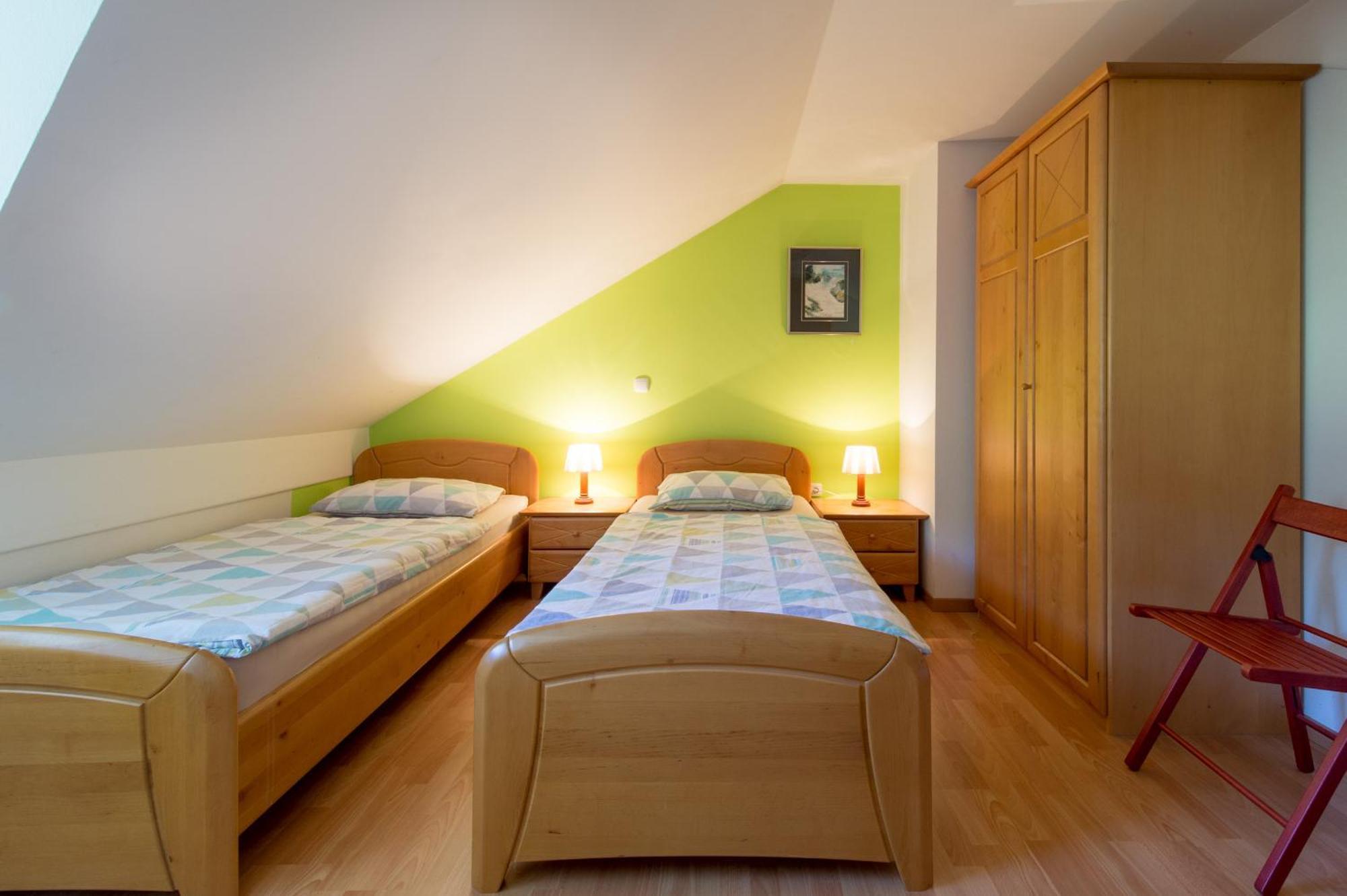 Apartments Jaka Dolenjske Toplice Δωμάτιο φωτογραφία
