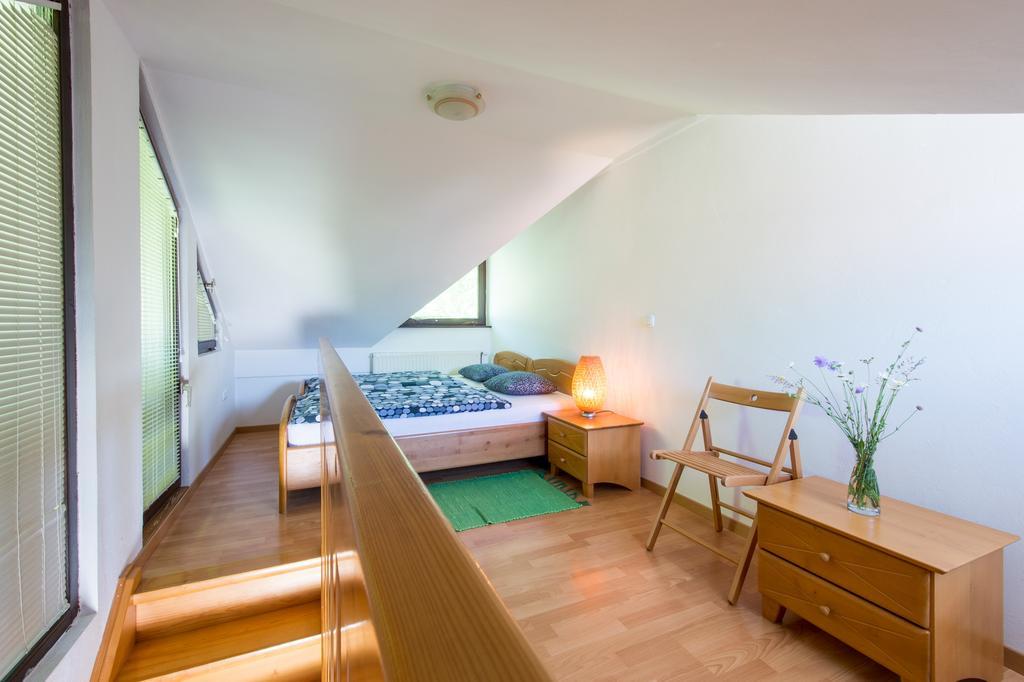 Apartments Jaka Dolenjske Toplice Εξωτερικό φωτογραφία